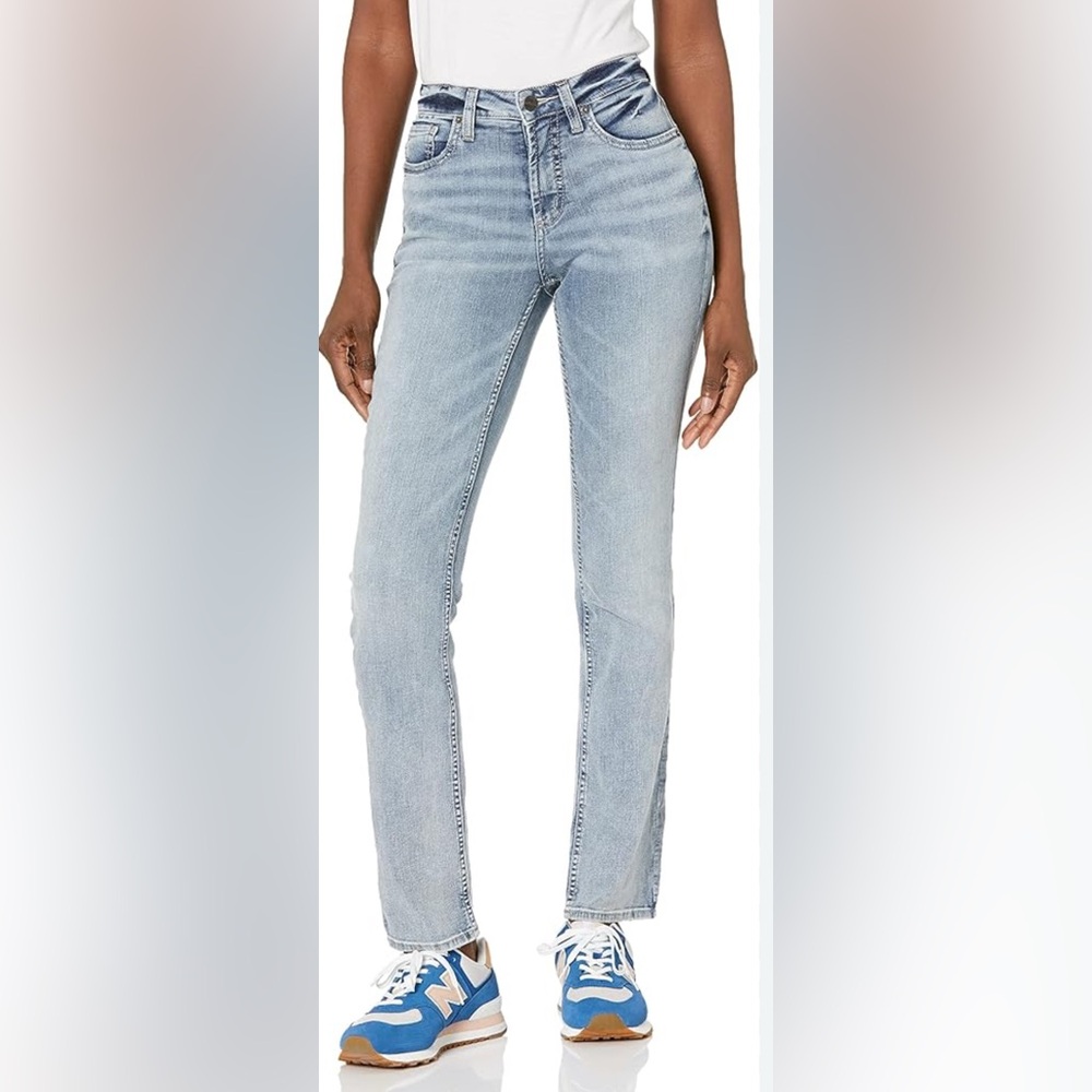✨ NWT Silver Jeans Co. “The Curvy High Slim Straight” Size 8 x 31 ✨